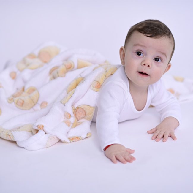 Odejica iz mehkega flisa za dojenčka