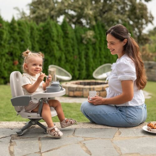 Prenosni otroški stolček za hranjenje Ego – lahek in zložljiv stolček za dojenčke zunaj na terasi